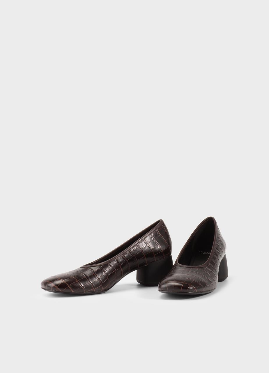 Livia pumps Brown embossed leather