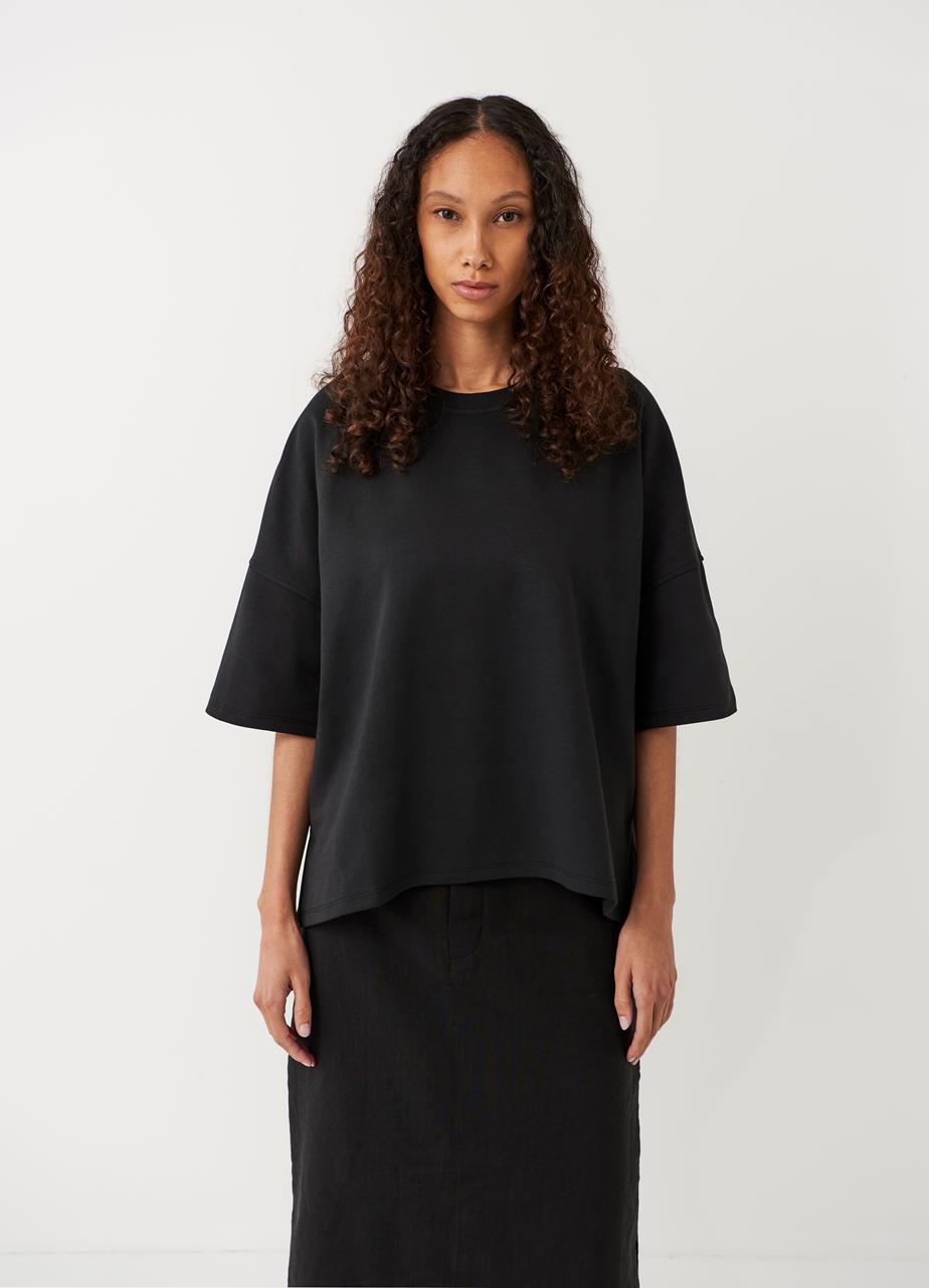 Boxy t-shirt w BLACK TEXTILE