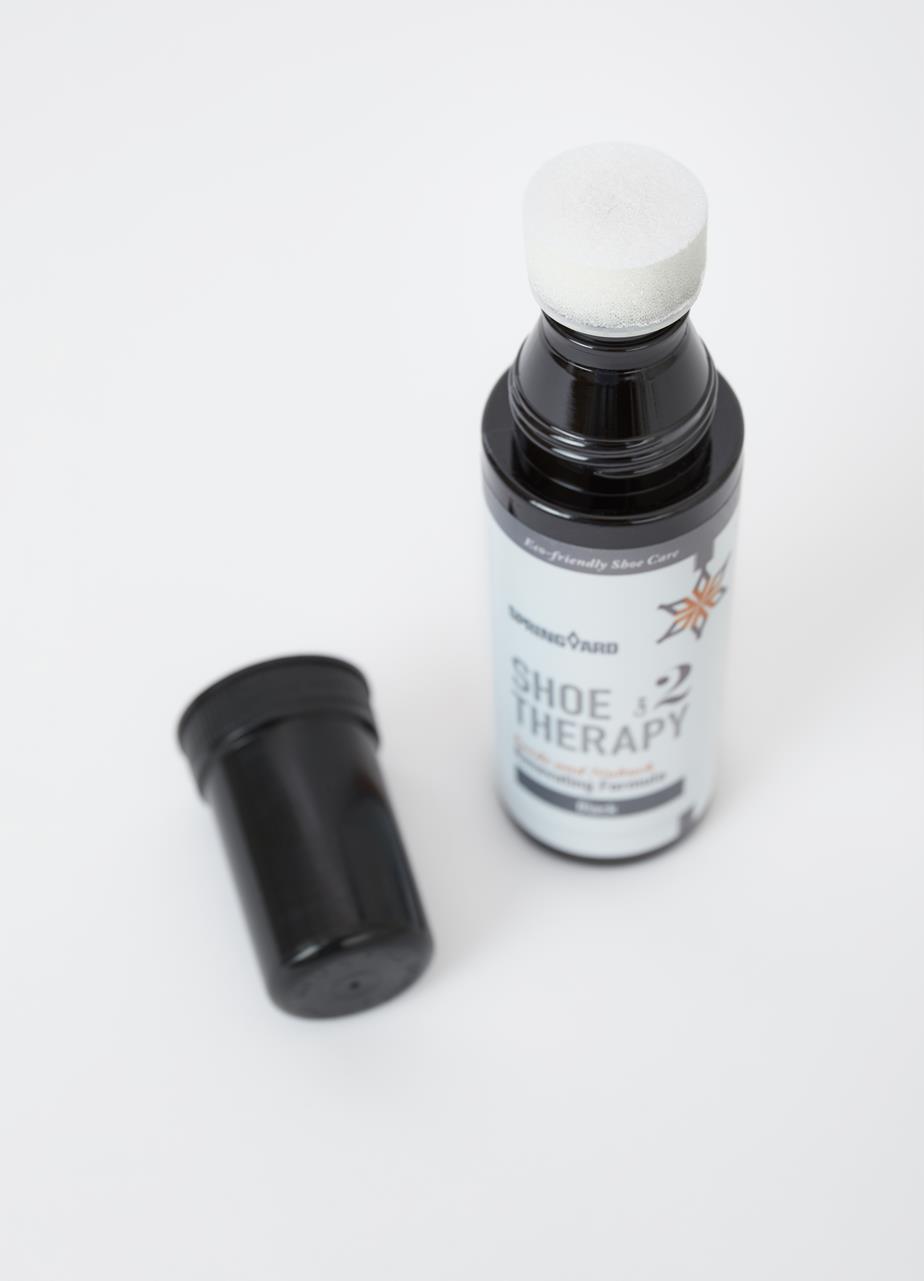 Suede and nubuck renovator Black