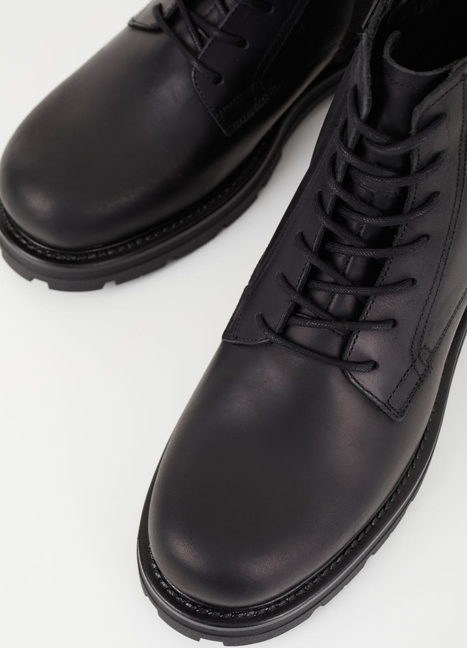 Cameron boots Black oily nubuck