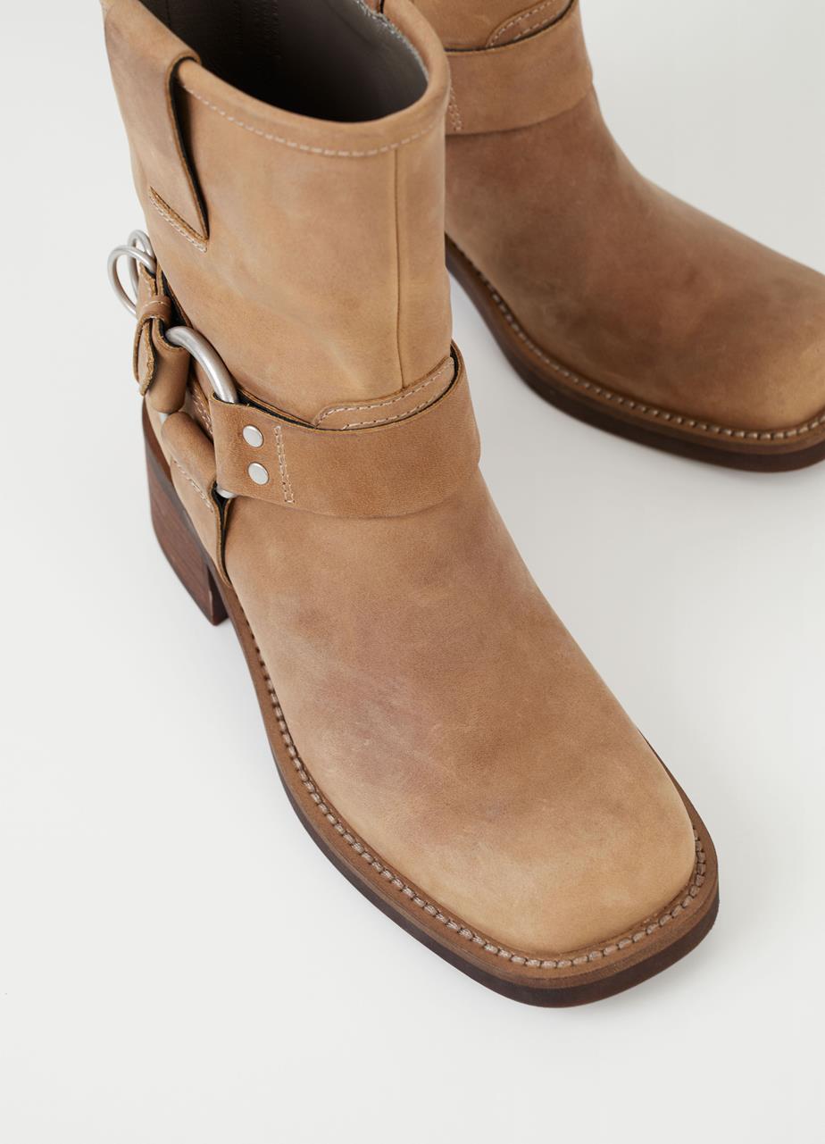 Nour boots Brown oily nubuck