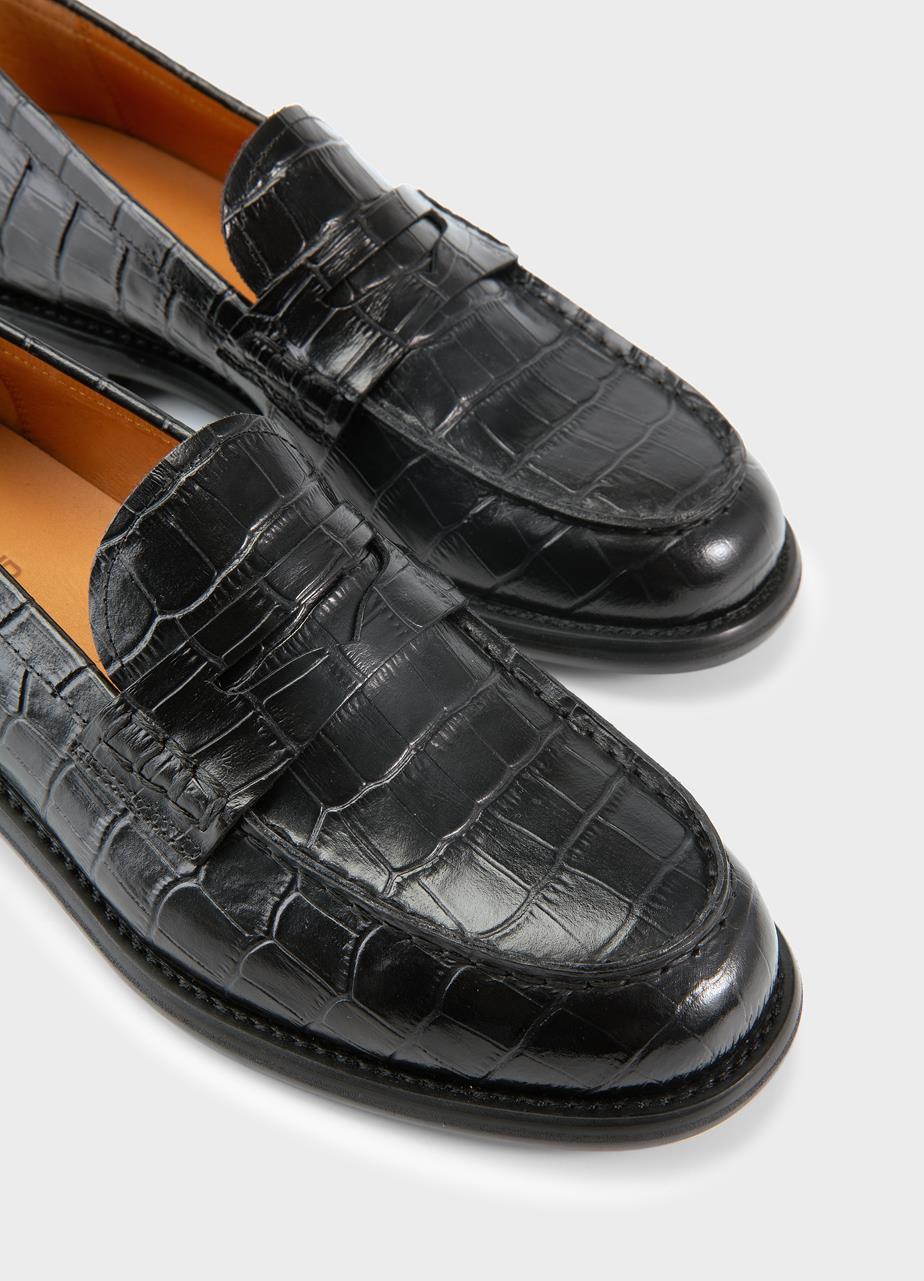 Linn loafers Black, Embossed Leather