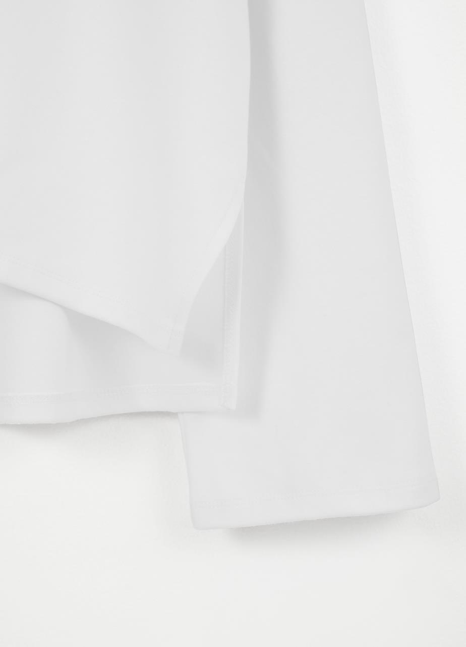 Boxy long sleeve t-shirt w White textile