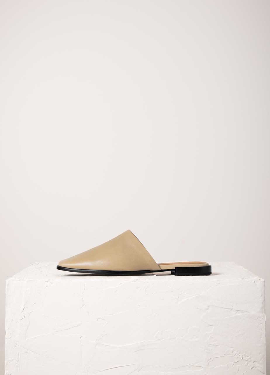 Alex w loafers Black polished leather