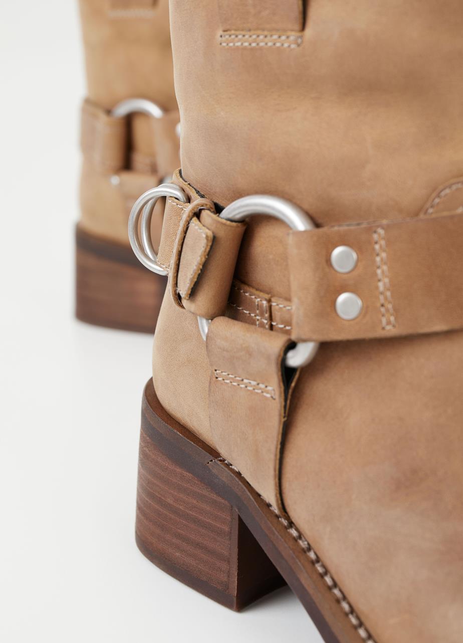 Nour boots Brown oily nubuck