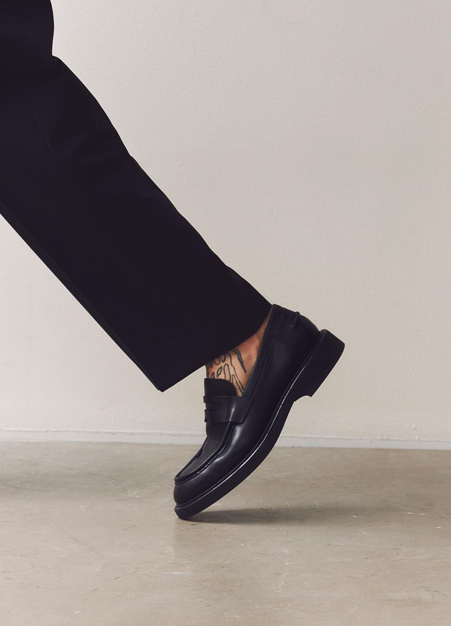 Alex m loafers Black leather