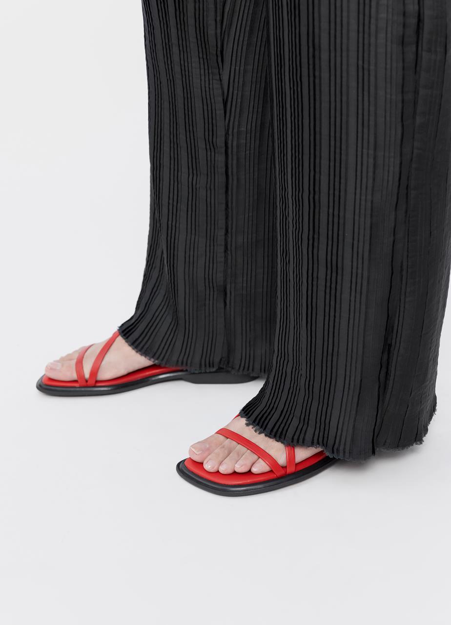 Izzy sandals Red leather