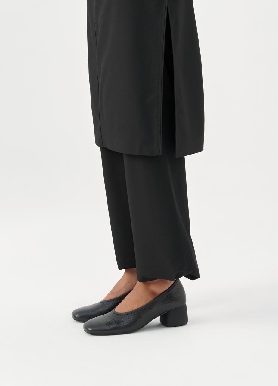 Livia pumps Black embossed leather