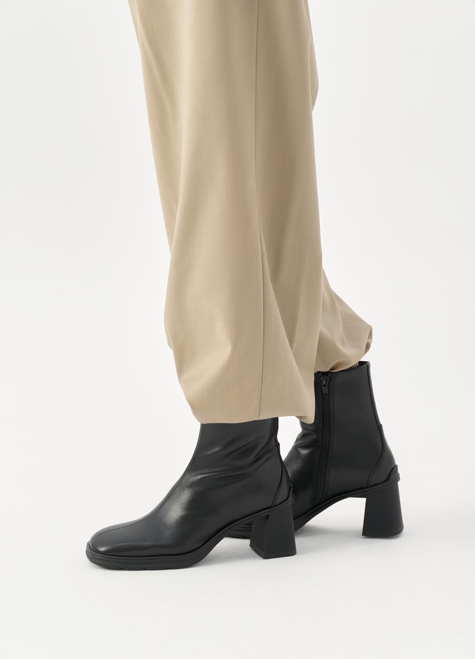 Janine boots Black leather