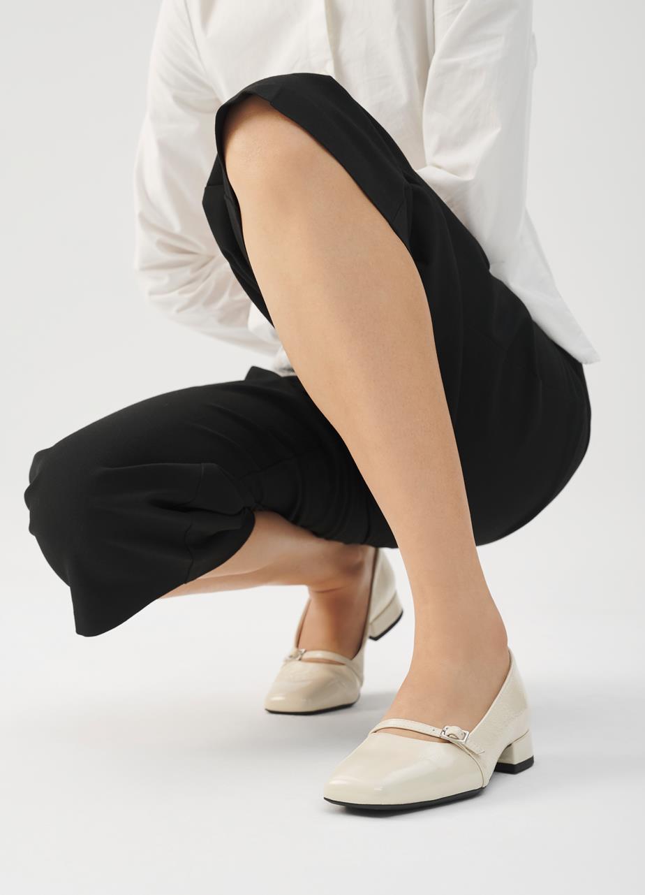 Debbi pumps Beige patent leather